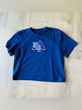Adidas Cropped Graphic Tee Women's Small
